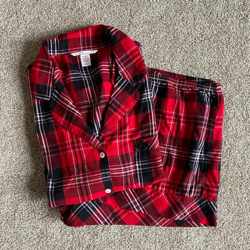 VS Button Down T-shirt and Matching Shorts Set